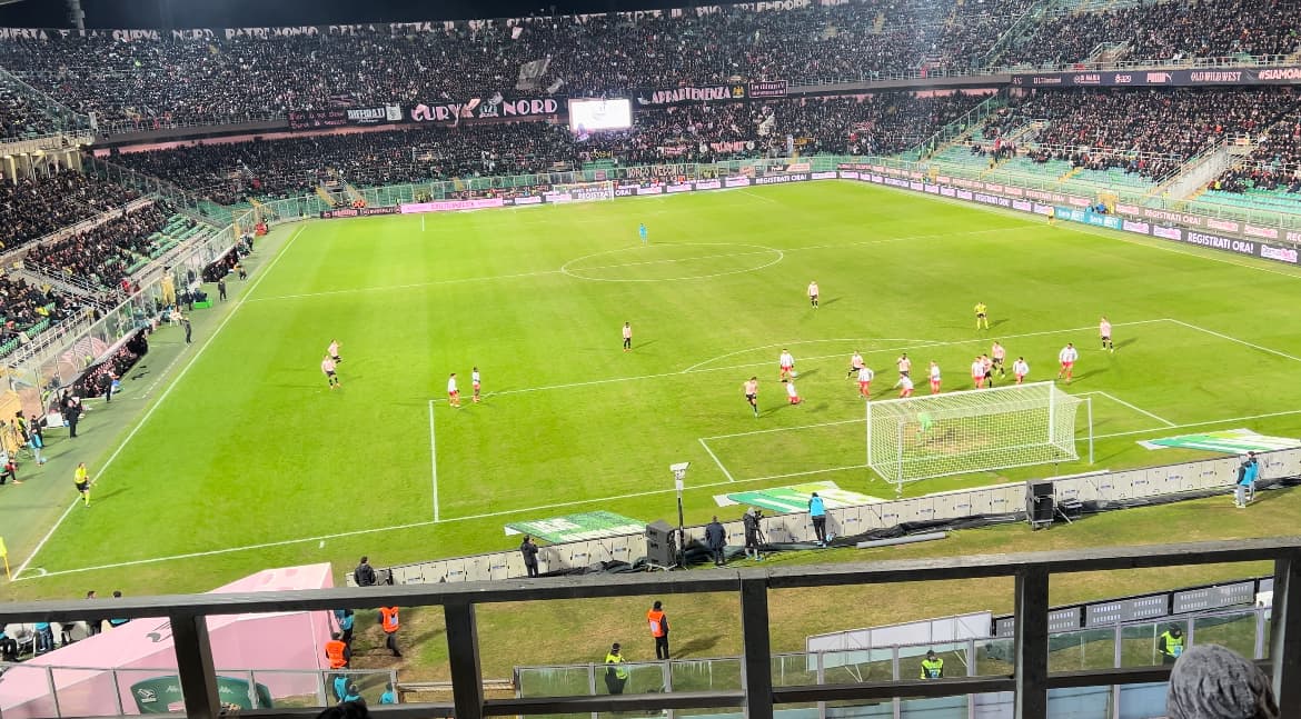 Il campo durante la partita