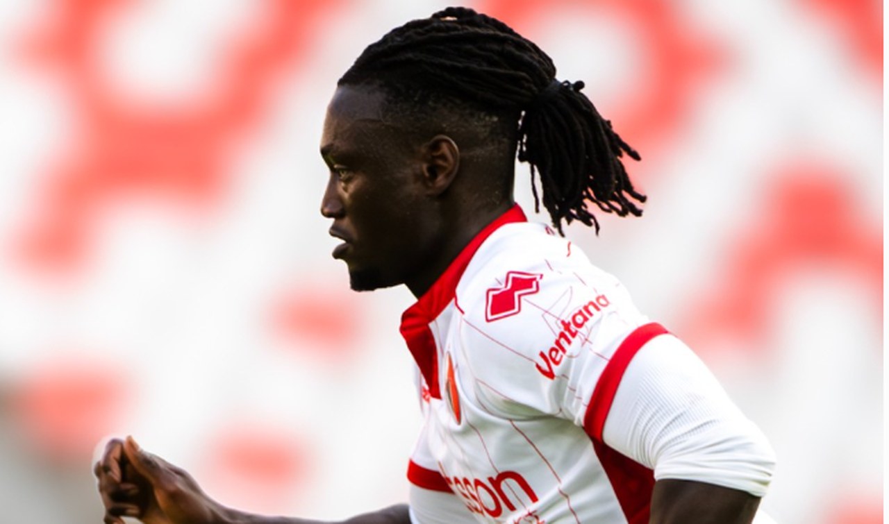 Ebrima Darboe, qui con la maglia della squadra in cui giocava prima