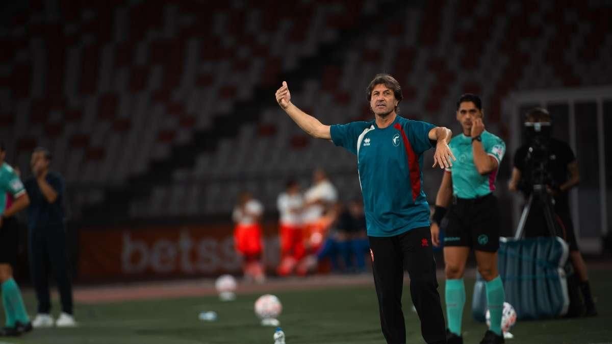 Butić con la maglia del SSC Bari