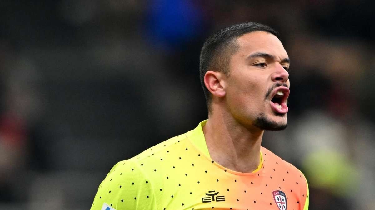 Caprile con la maglia del Cagliari