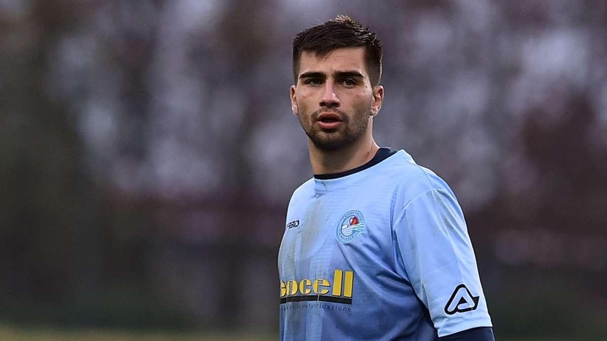 Petrungaro con la maglia del Potenza