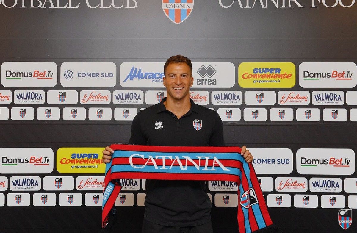 Masciangelo con la maglia del Catania FC