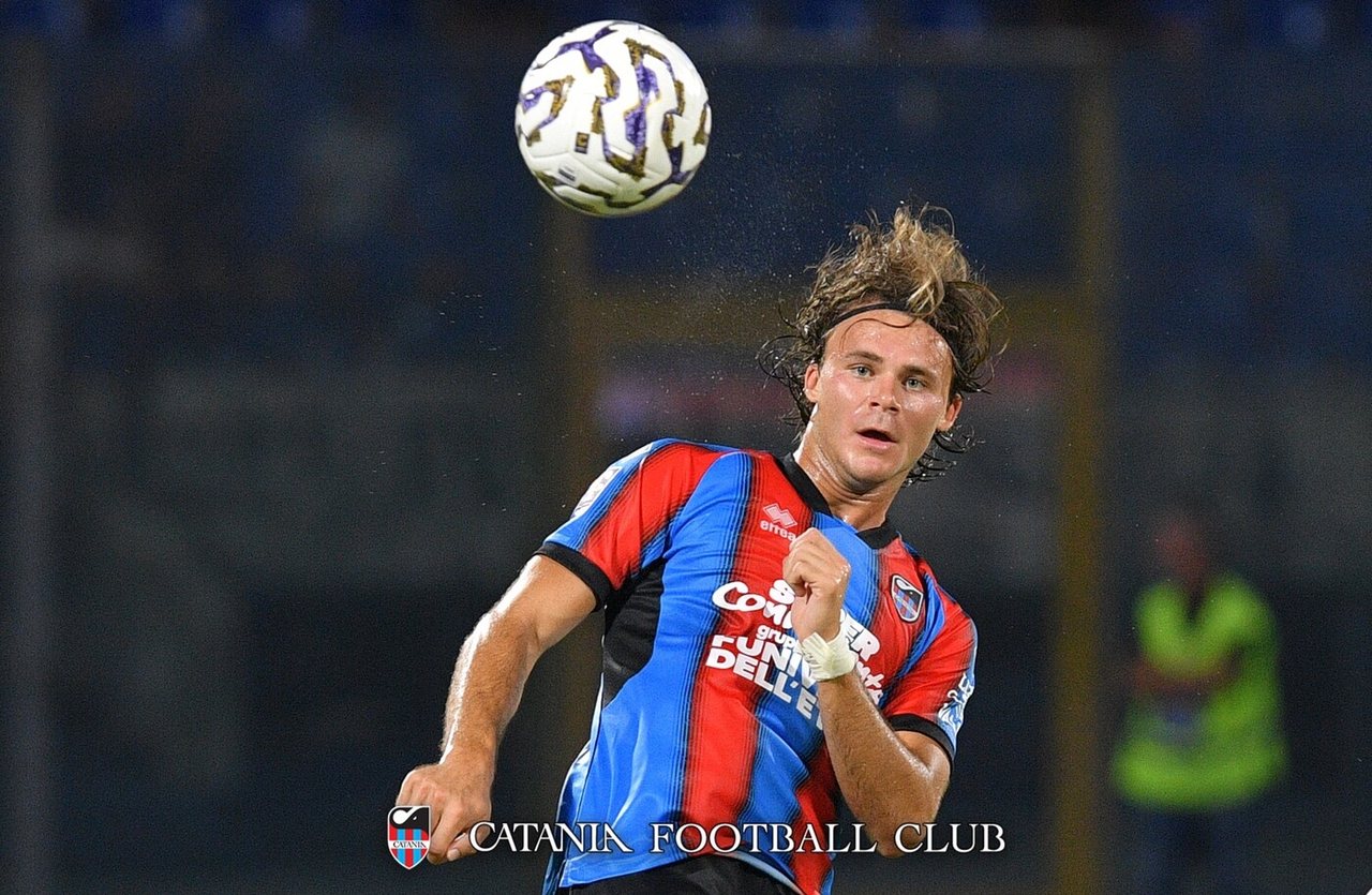 Ierardi con la maglia del Catania FC