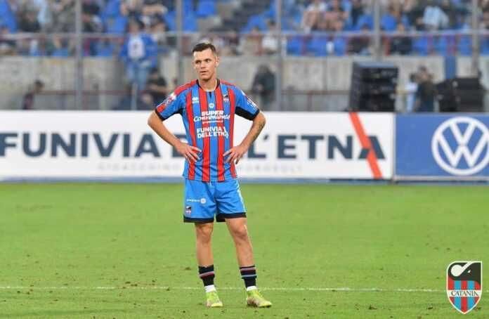 Quaini con la maglia del Catania FC