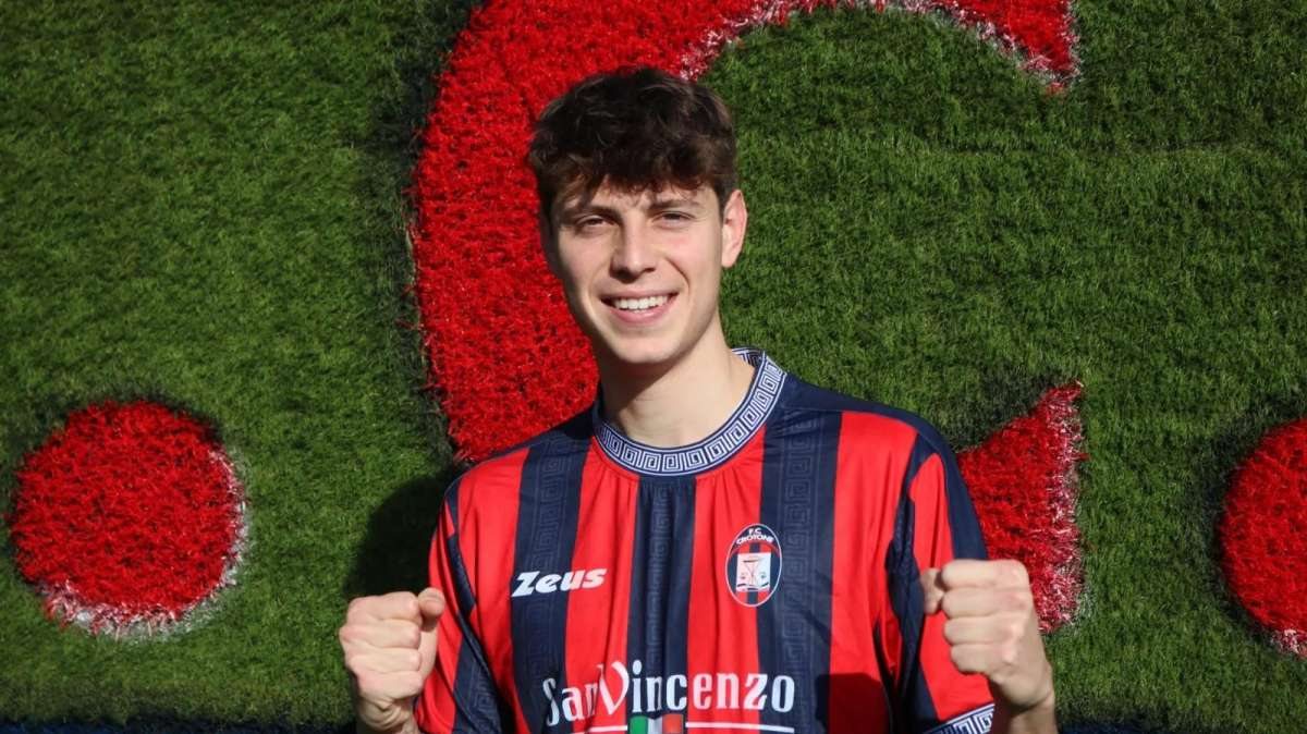 Cargnelutti con la maglia del Sorrento