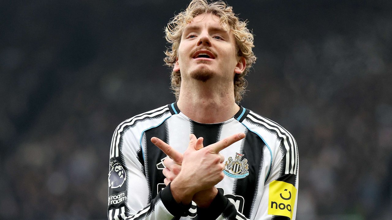 Woltemade con la maglia del Juventus