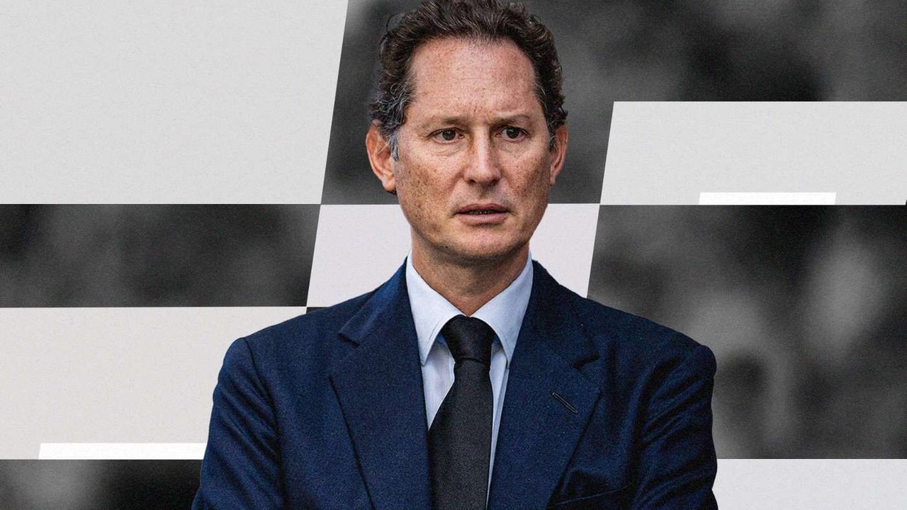 Elkann con la maglia del Juventus
