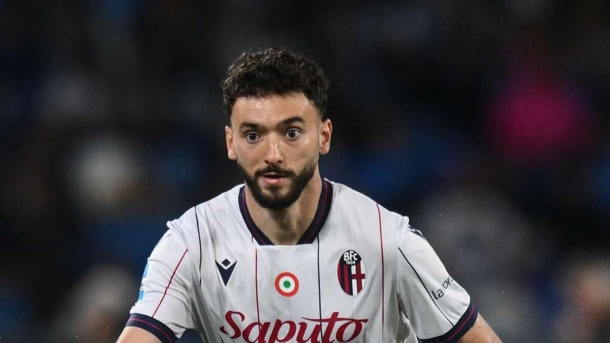 Mario con la maglia del Fiorentina