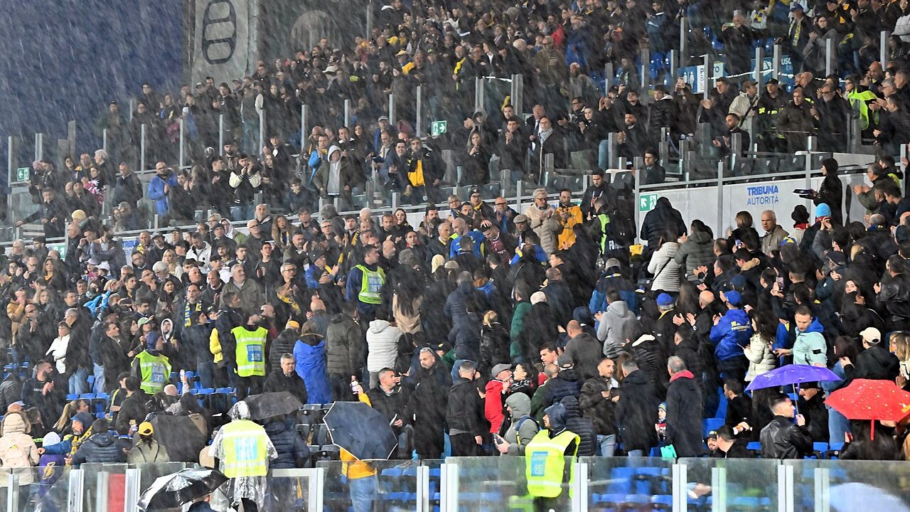 Frosinone Calcio Benito Stirpe vs Reggina tifosi ANT