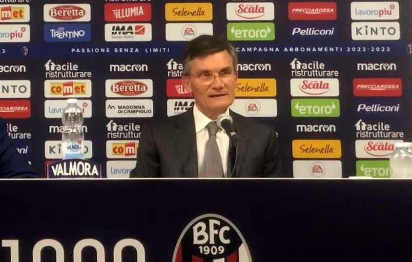 Atalanta e Bologna cercano Beukema, difensore rivelazione dell'AZ Alkmaar