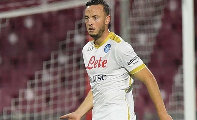 Rrahmani con la maglia del SSC Napoli