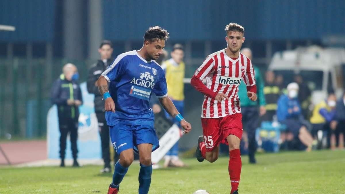 Birligea con la maglia del Frosinone