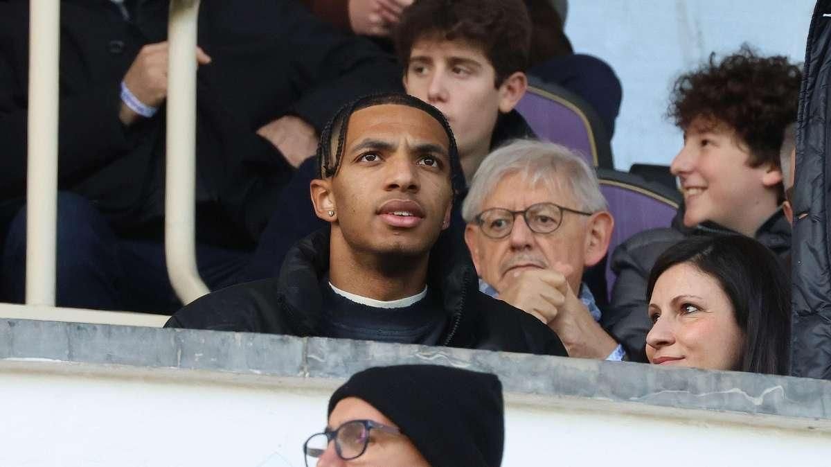 Ndour con la maglia del Fiorentina