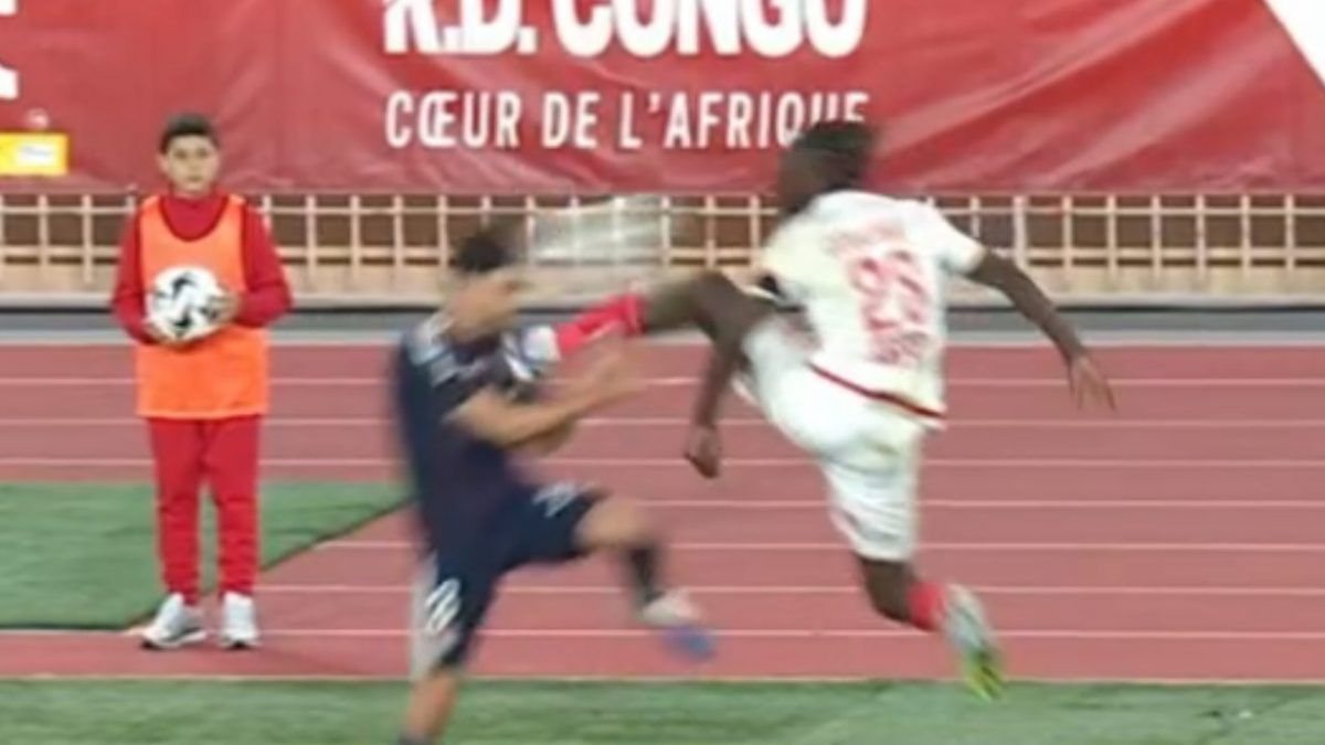 Coulibaly con la maglia del Monaco