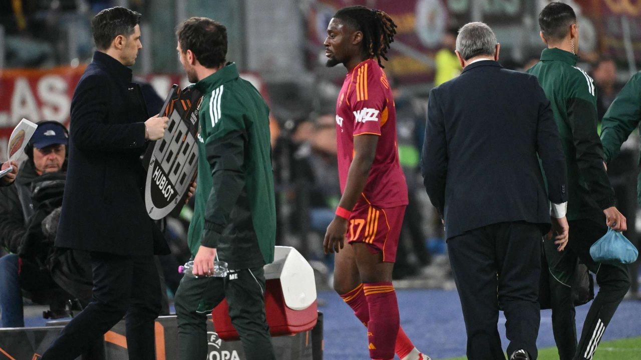 Koné con la maglia del Roma