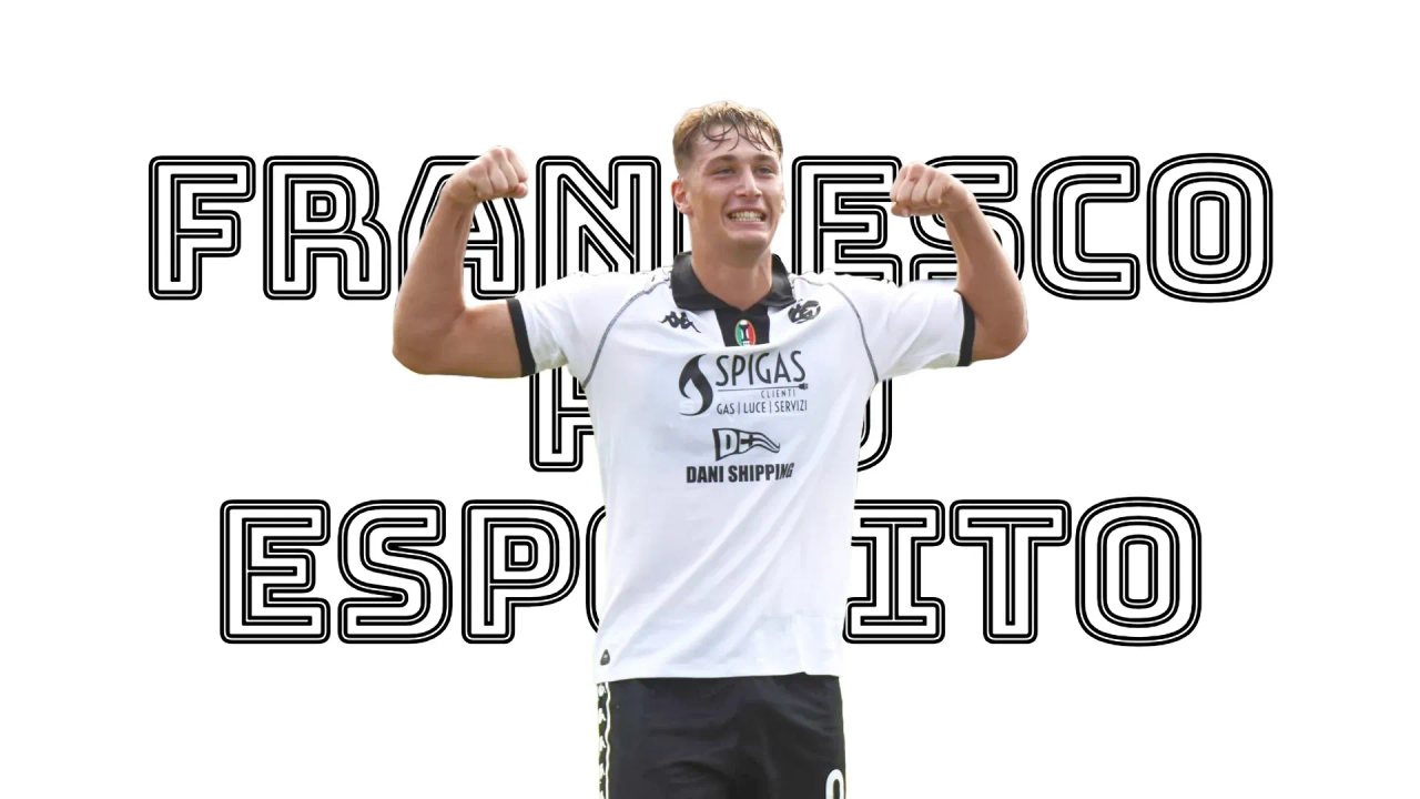 Esposito con la maglia del Inter