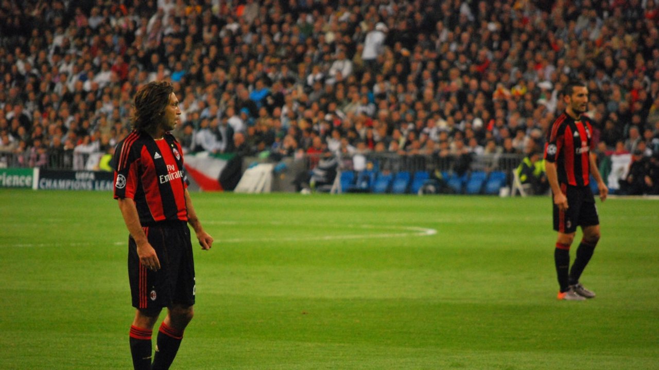 Pirlo free kick vs Real Madrid