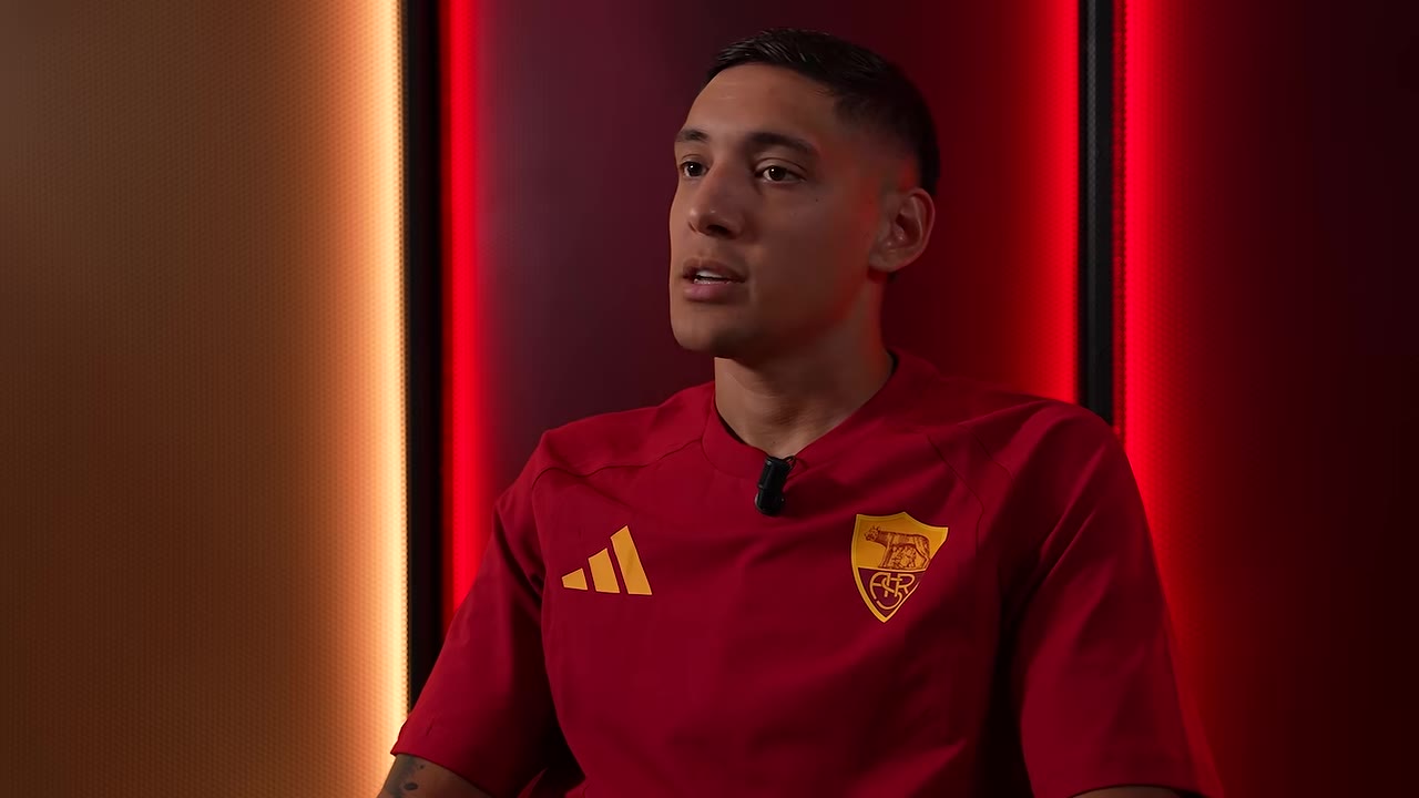 ✍️ Welcome Nahuel! | Molina's first interview in the Giallorossi jersey 🎙️