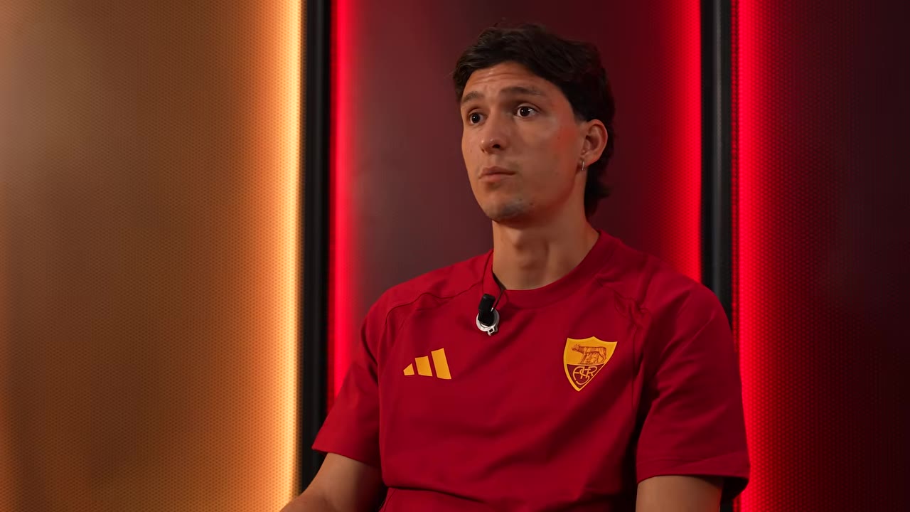 ✍️ Welcome Leonardo! | Balerdi's first interview in the Giallorossi jersey 🎙️