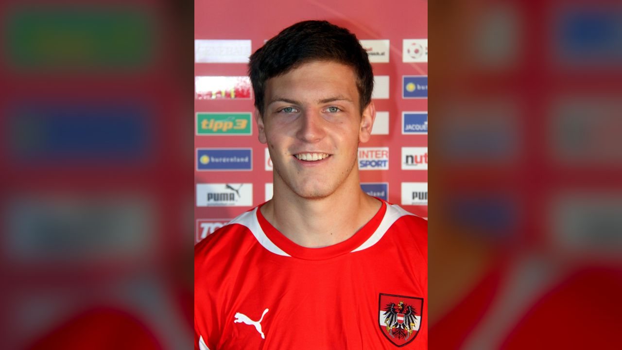Wimmer con la maglia del Slovan Bratislava